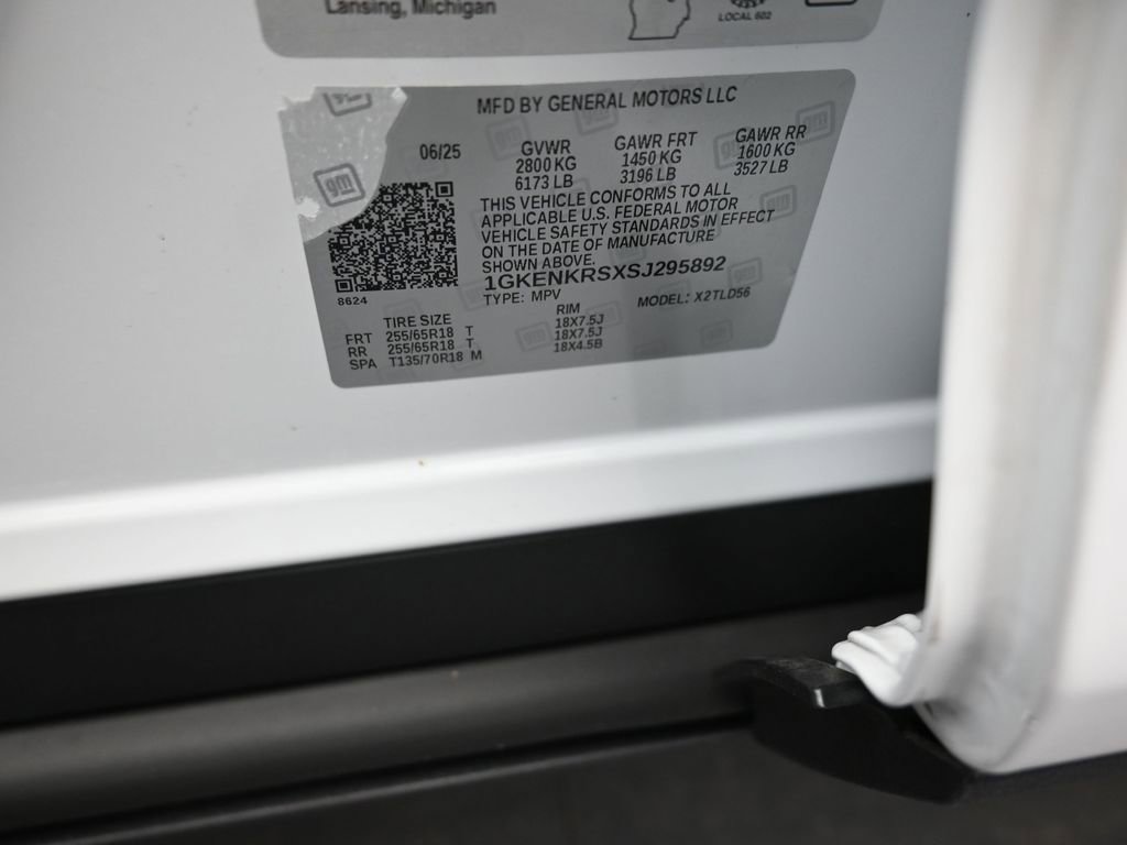 Used 2025 GMC Acadia Elevation image 19