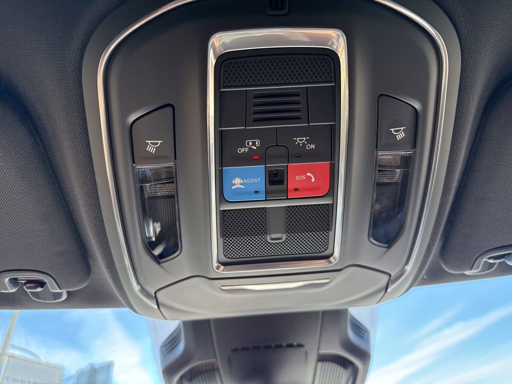 New 2026 Jeep Cherokee Laredo AWD/4WD image 28