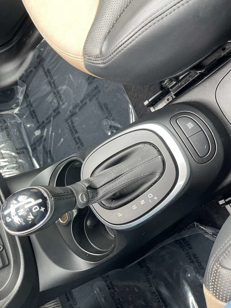 Used 2014 FIAT 500L Lounge FWD image 79