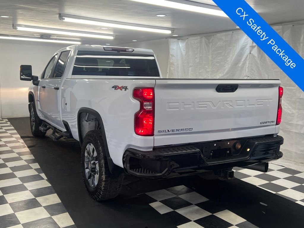 Used 2024 Chevrolet Silverado 2500 Custom w/ Custom Value Package image 12