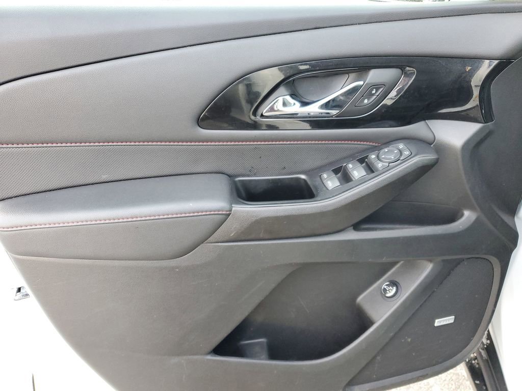 Used 2023 Chevrolet Traverse RS w/ LPO, Floor Liner Package image 23