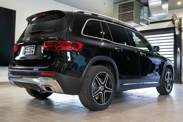 New 2026 Mercedes-Benz GLB 250 4MATIC image 7