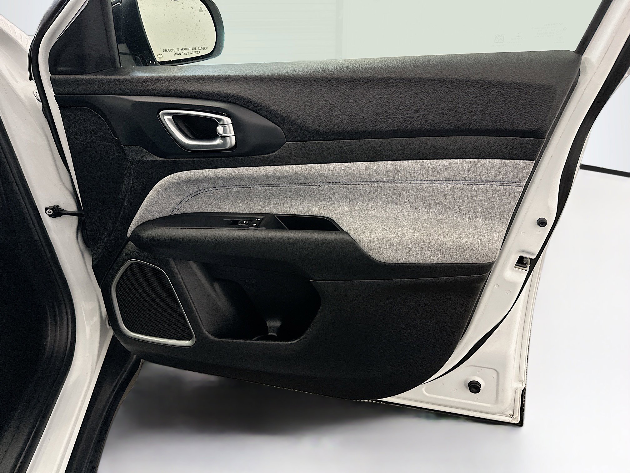 Used 2022 Jeep Compass Latitude image 32