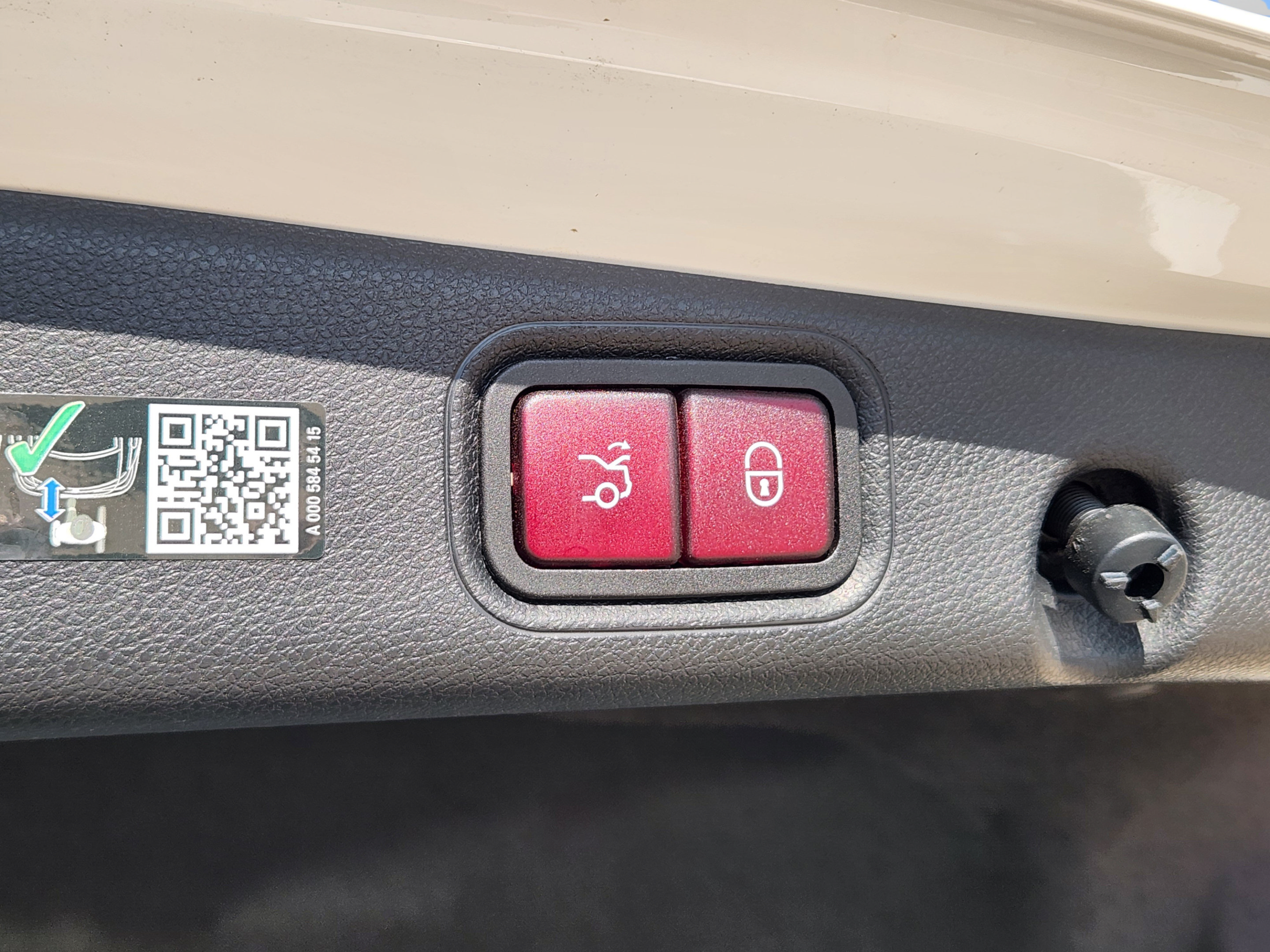 Used 2023 Mercedes-Benz E 350 Sedan image 35