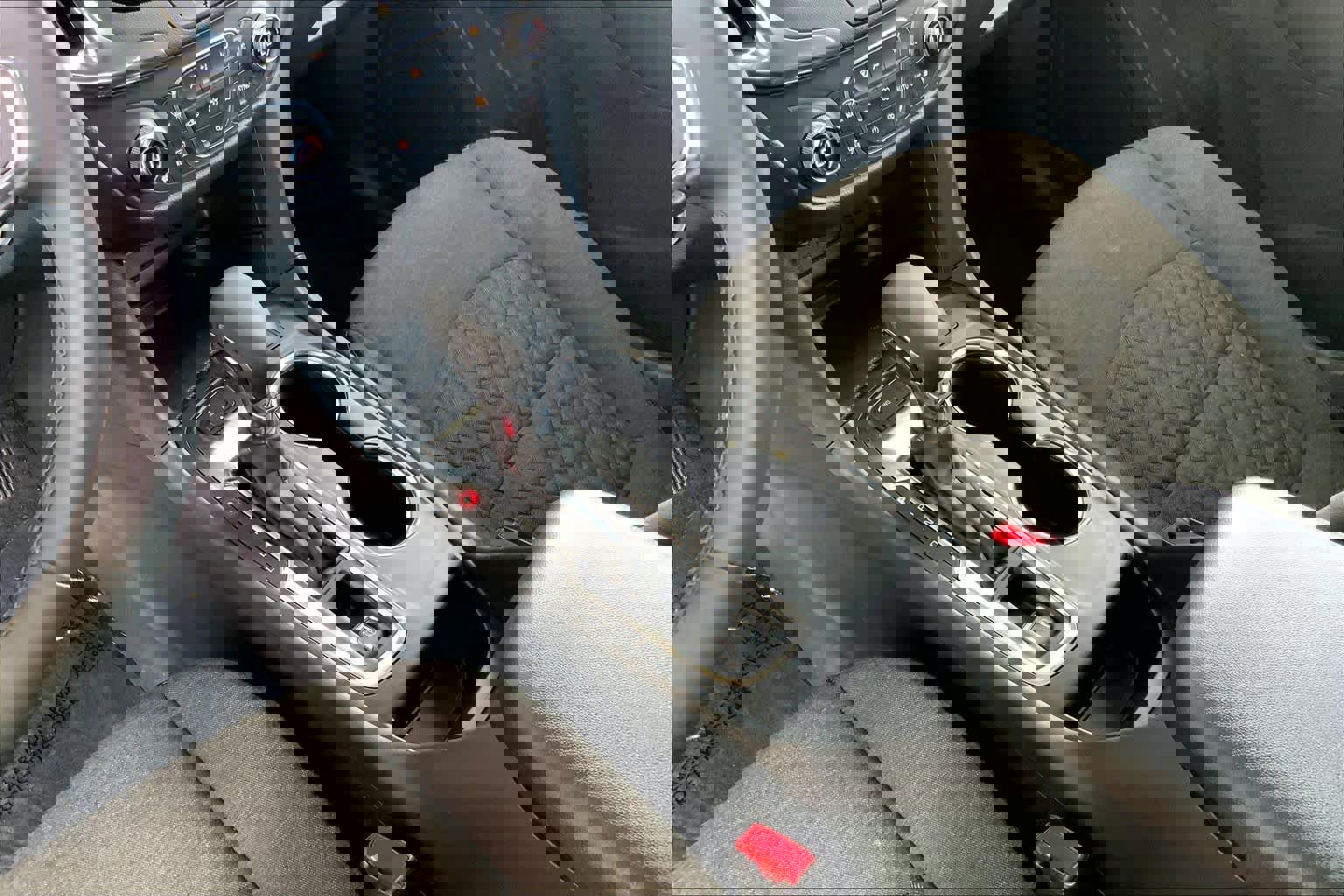 Used 2024 Chevrolet Equinox LT image 32