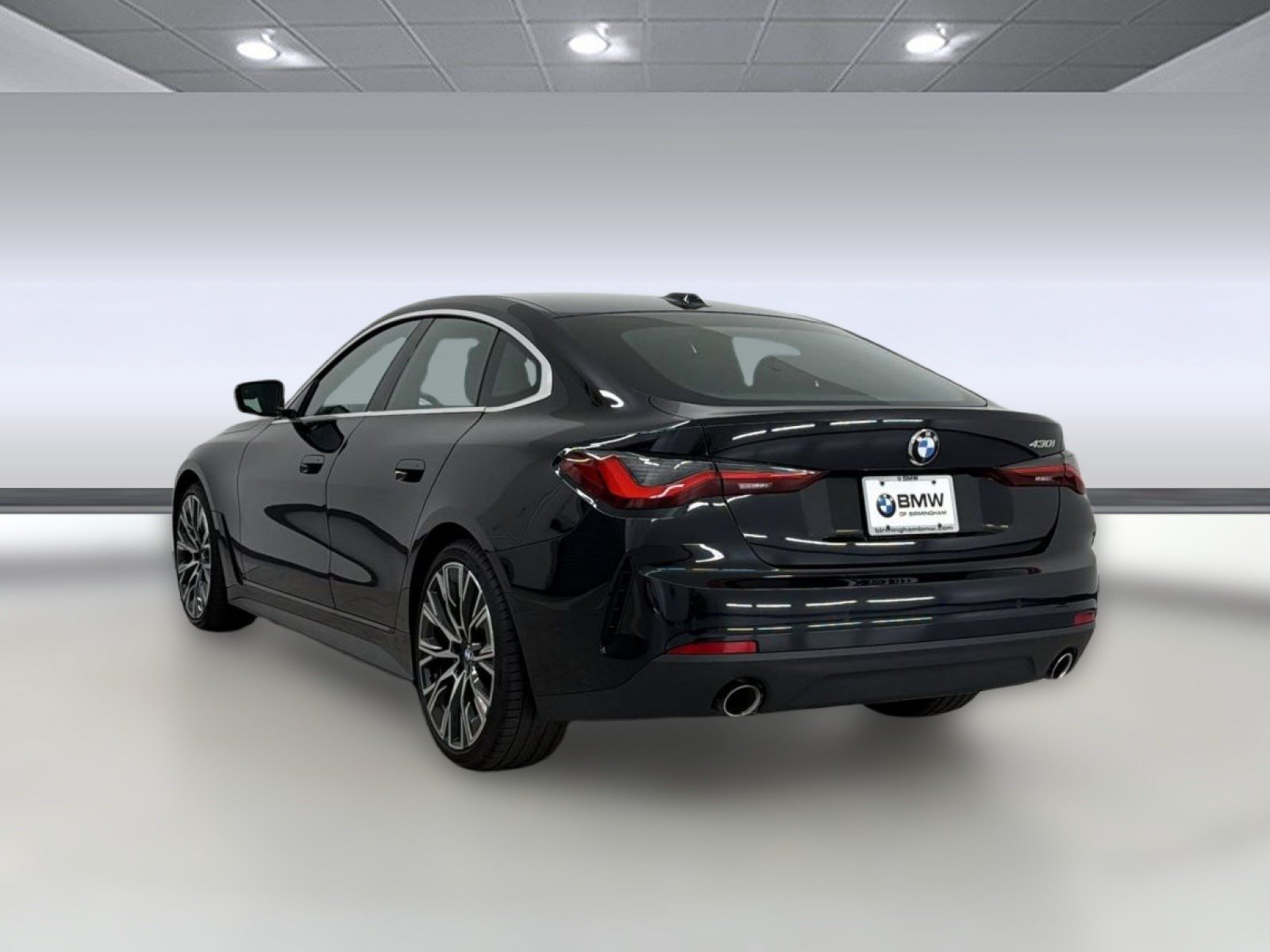 Used 2024 BMW 430i Gran Coupe w/ Premium Package RWD image 3