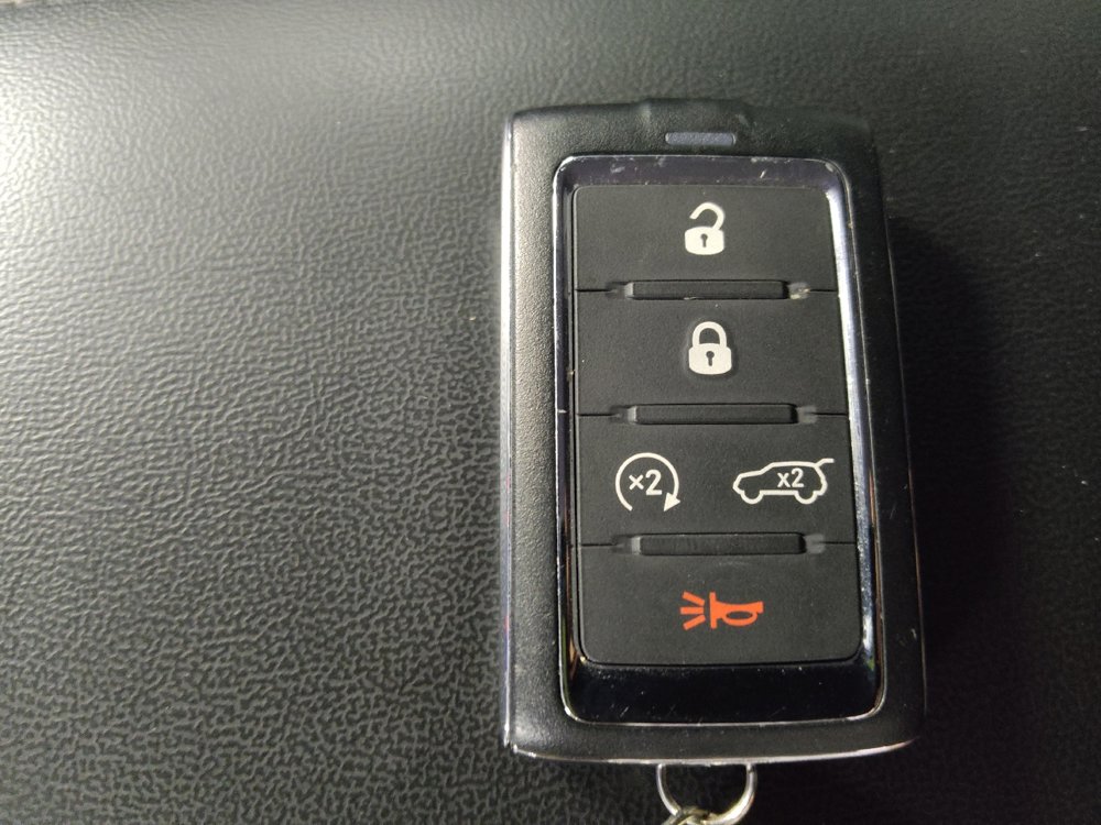 Used 2022 Jeep Grand Cherokee Limited w/ Trailer Tow Prep Group (B) RWD image 32