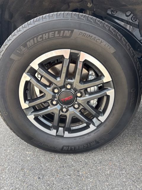 Certified 2025 Toyota Tacoma TRD Sport AWD/4WD image 8