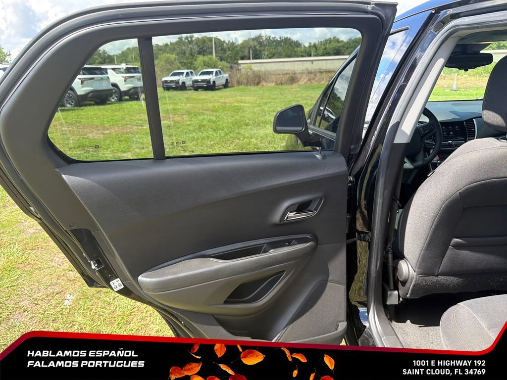 Used 2022 Chevrolet Trax LS w/ Tint and Cruise Package FWD image 16