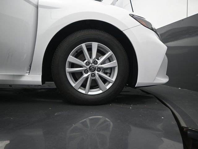 New 2026 Toyota Camry LE image 15