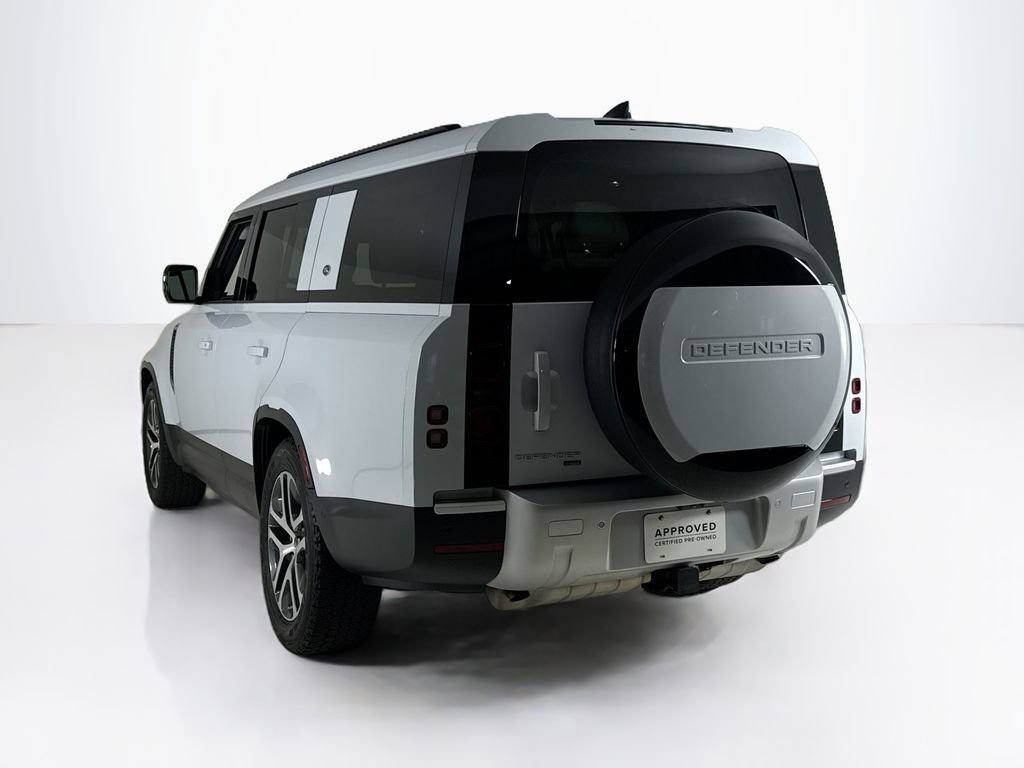 Used 2023 Land Rover Defender 130 SE AWD/4WD image 3
