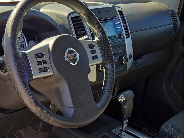 Used 2014 Nissan Frontier Desert Runner image 20
