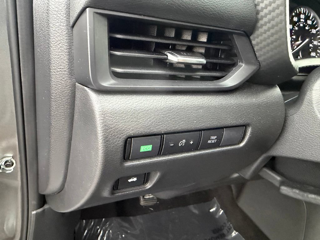Used 2025 Nissan Sentra S FWD image 13