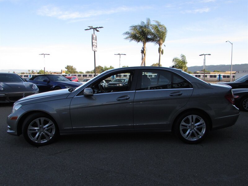 Used 2012 Mercedes-Benz C 250 Sedan image 5