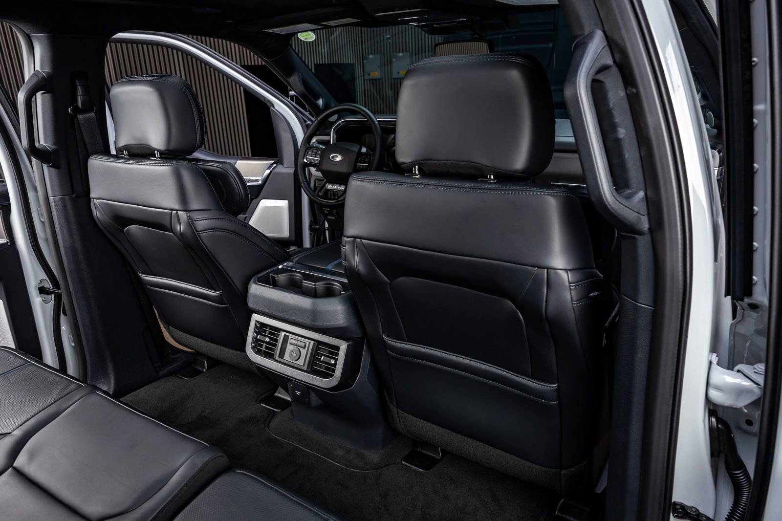 Used 2026 Ford F250 Platinum image 32