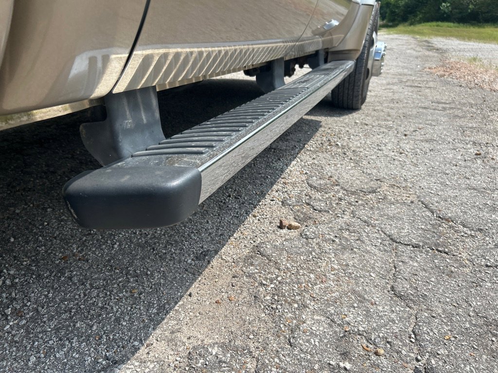 Used 2011 Ford F450 Lariat w/ Lariat Ultimate Pkg AWD/4WD image 23