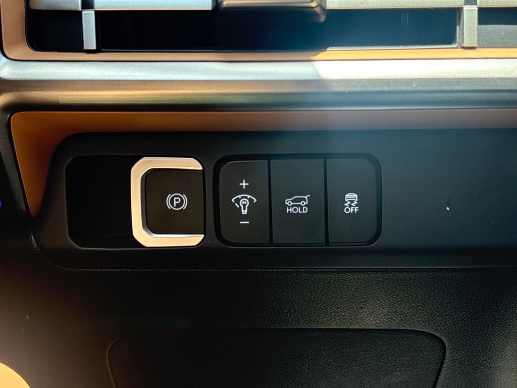 Used 2026 Hyundai Santa Fe Calligraphy FWD image 27