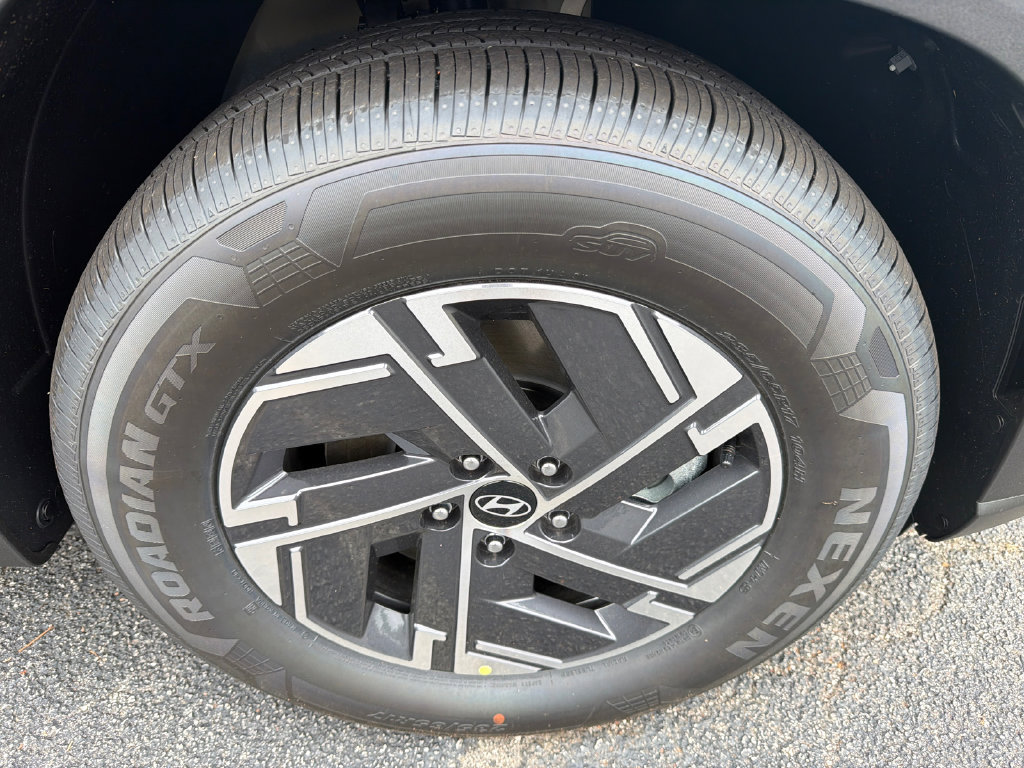 New 2026 Hyundai Tucson Blue SE FWD image 12
