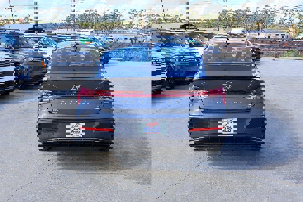 New 2026 Hyundai Elantra Sport image 22