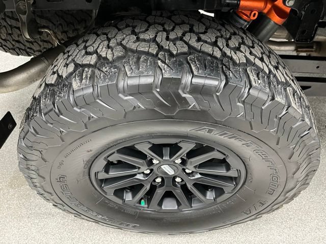 Used 2025 Ford F150 Raptor AWD/4WD image 15