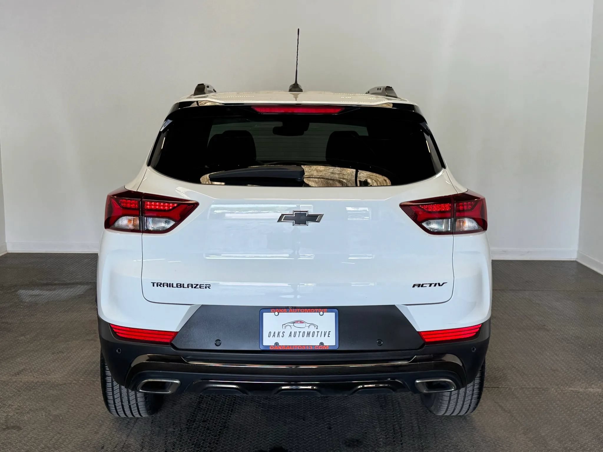 Used 2021 Chevrolet TrailBlazer ACTIV w/ Technology Package FWD image 5