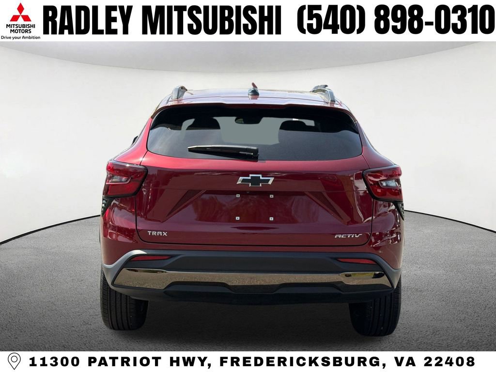 Used 2024 Chevrolet Trax ACTIV w/ Driver Confidence Package image 17