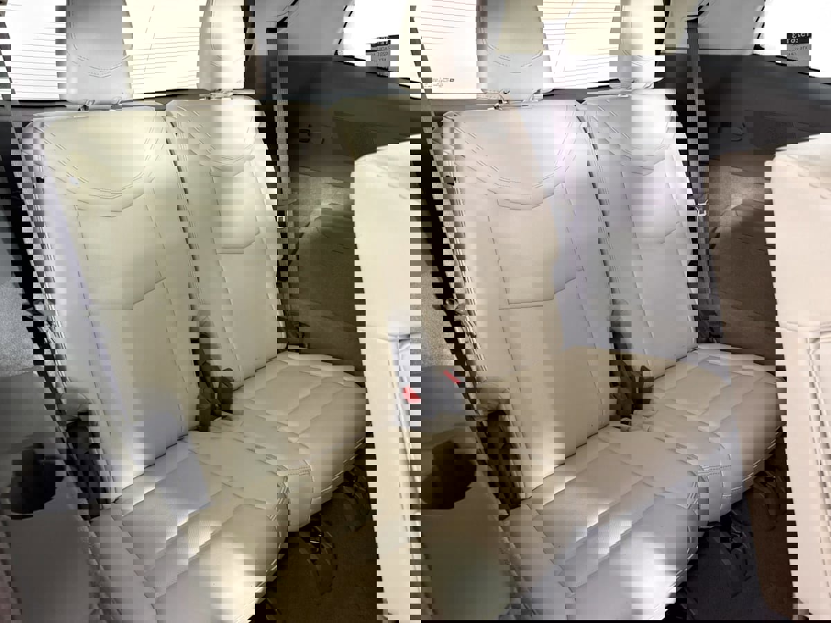 Used 2020 Cadillac XT6 Premium Luxury image 34