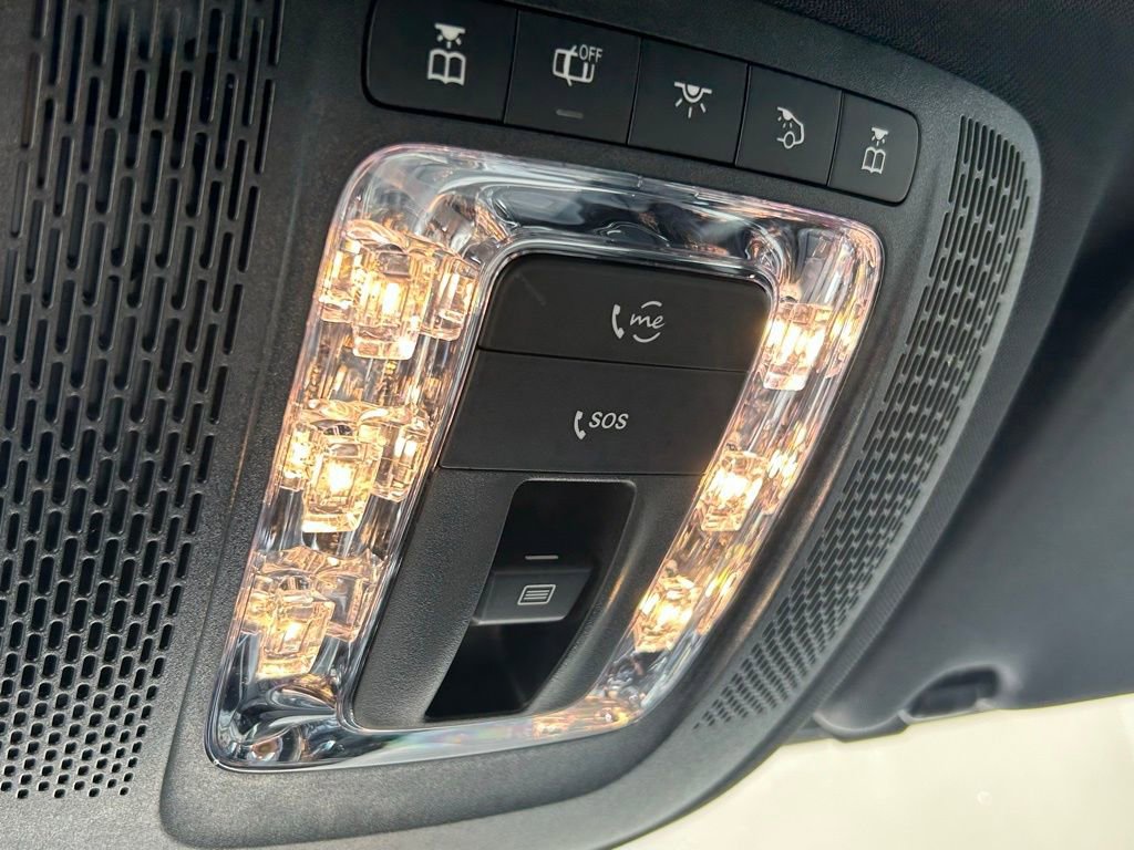 Used 2025 Mercedes-Benz GLE 450e 4MATIC image 24