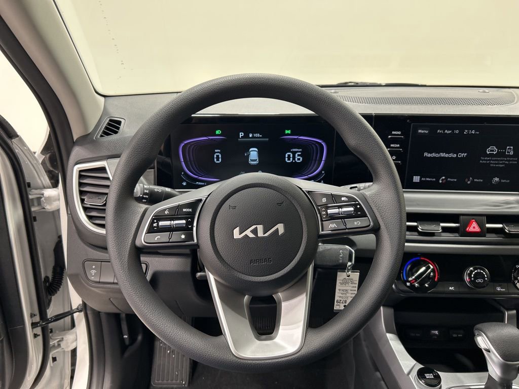 New 2026 Kia Seltos LX image 15