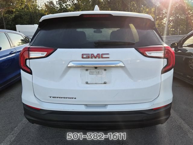 Used 2024 GMC Terrain SLE FWD image 3