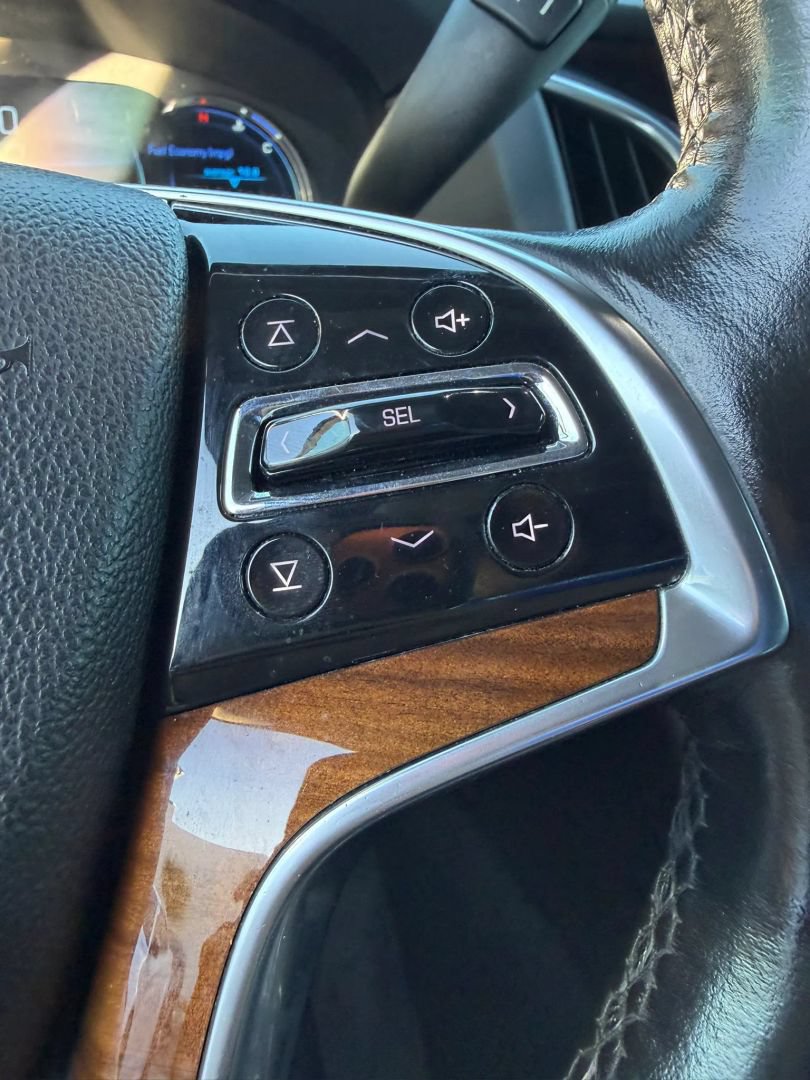 Used 2016 Cadillac Escalade Premium RWD image 25
