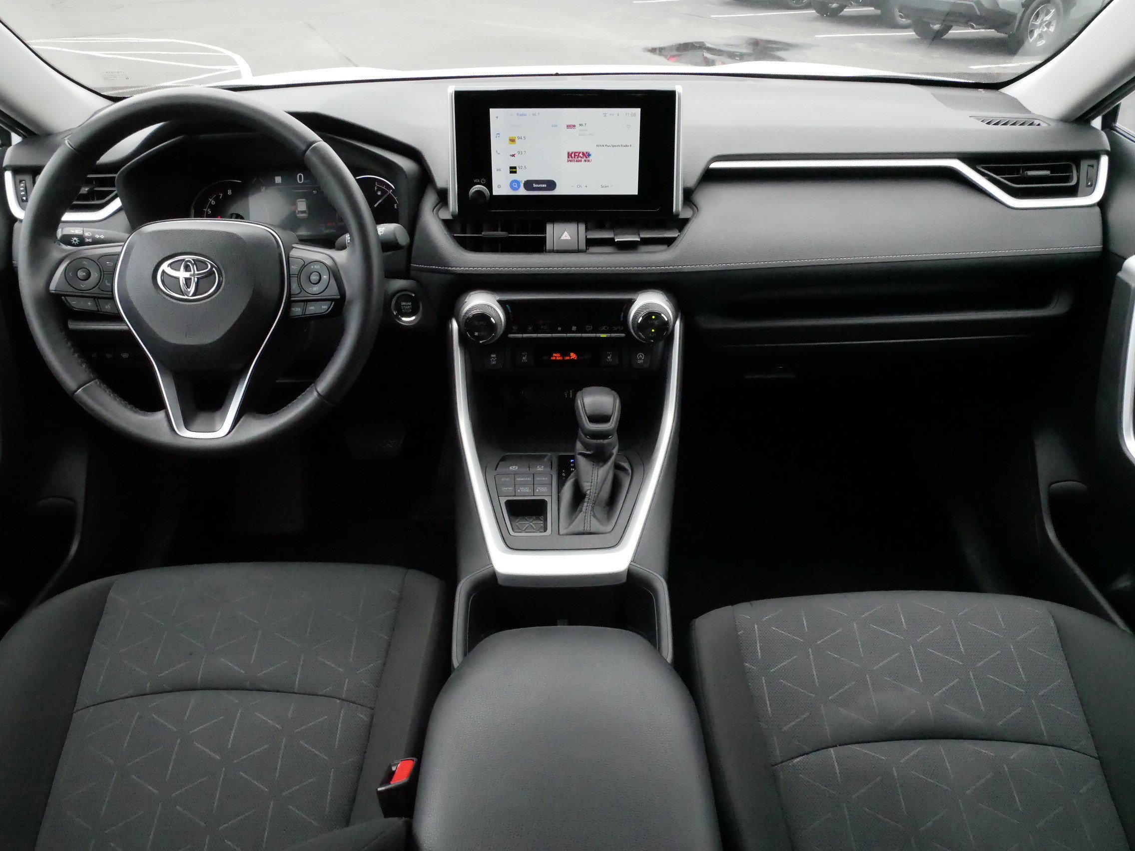 Used 2024 Toyota RAV4 XLE w/ Weather Package AWD/4WD image 10