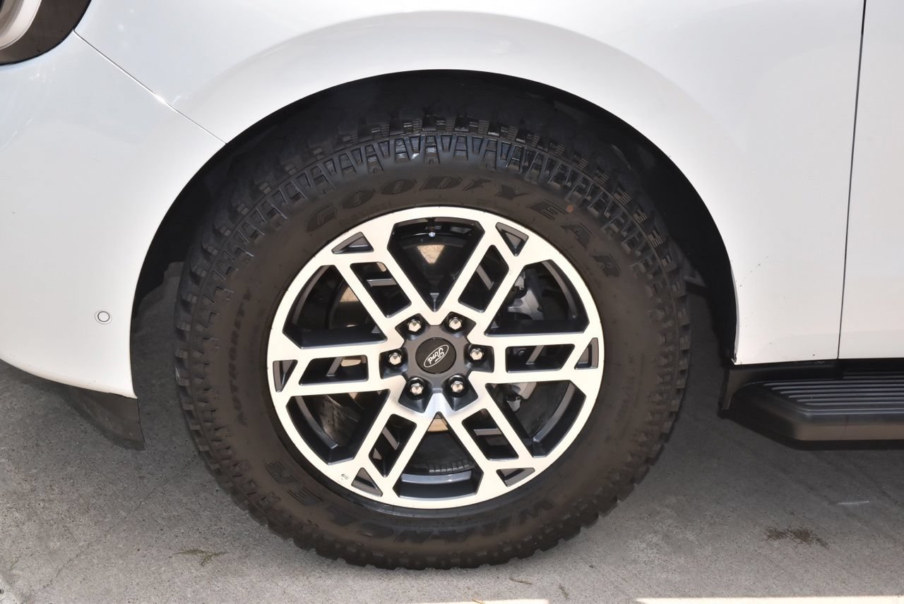 Certified 2025 Ford Expedition Active AWD/4WD image 41
