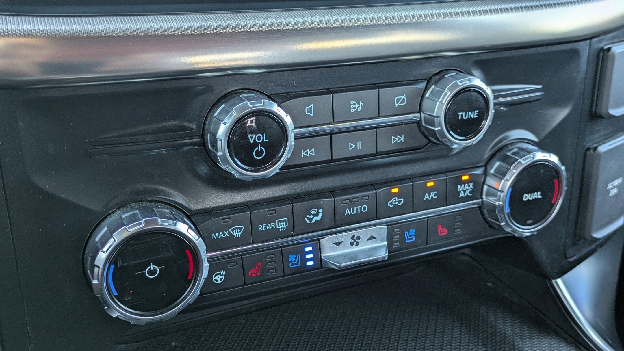 Used 2022 Ford F150 Raptor w/ Equipment Group 801A High image 25