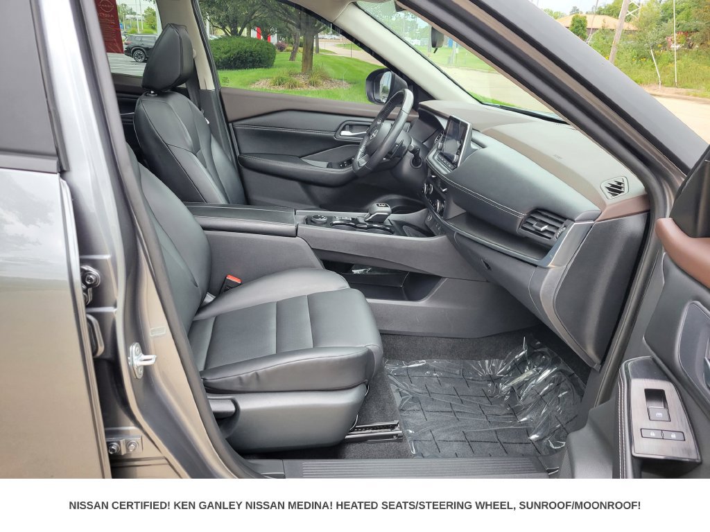 Certified 2023 Nissan Rogue SV w/ SV Premium B Package AWD/4WD image 52