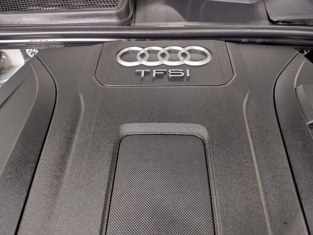 Used 2018 Audi Q7 2.0T Premium Plus w/ Premium Plus Package AWD/4WD image 8