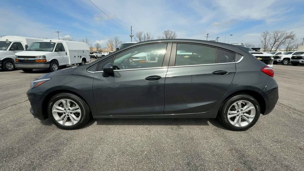 Used 2019 Chevrolet Cruze LT image 5