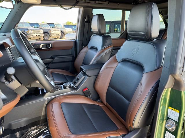 Used 2024 Ford Bronco Outer Banks w/ Sasquatch Package AWD/4WD image 14