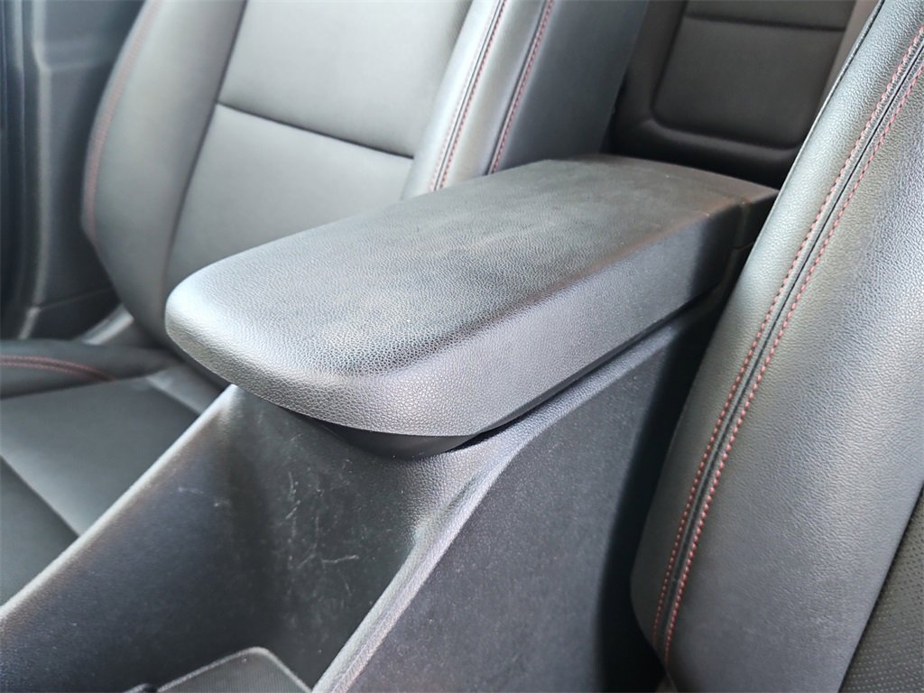 Used 2024 Chevrolet Trax RS w/ Sunroof Package image 11