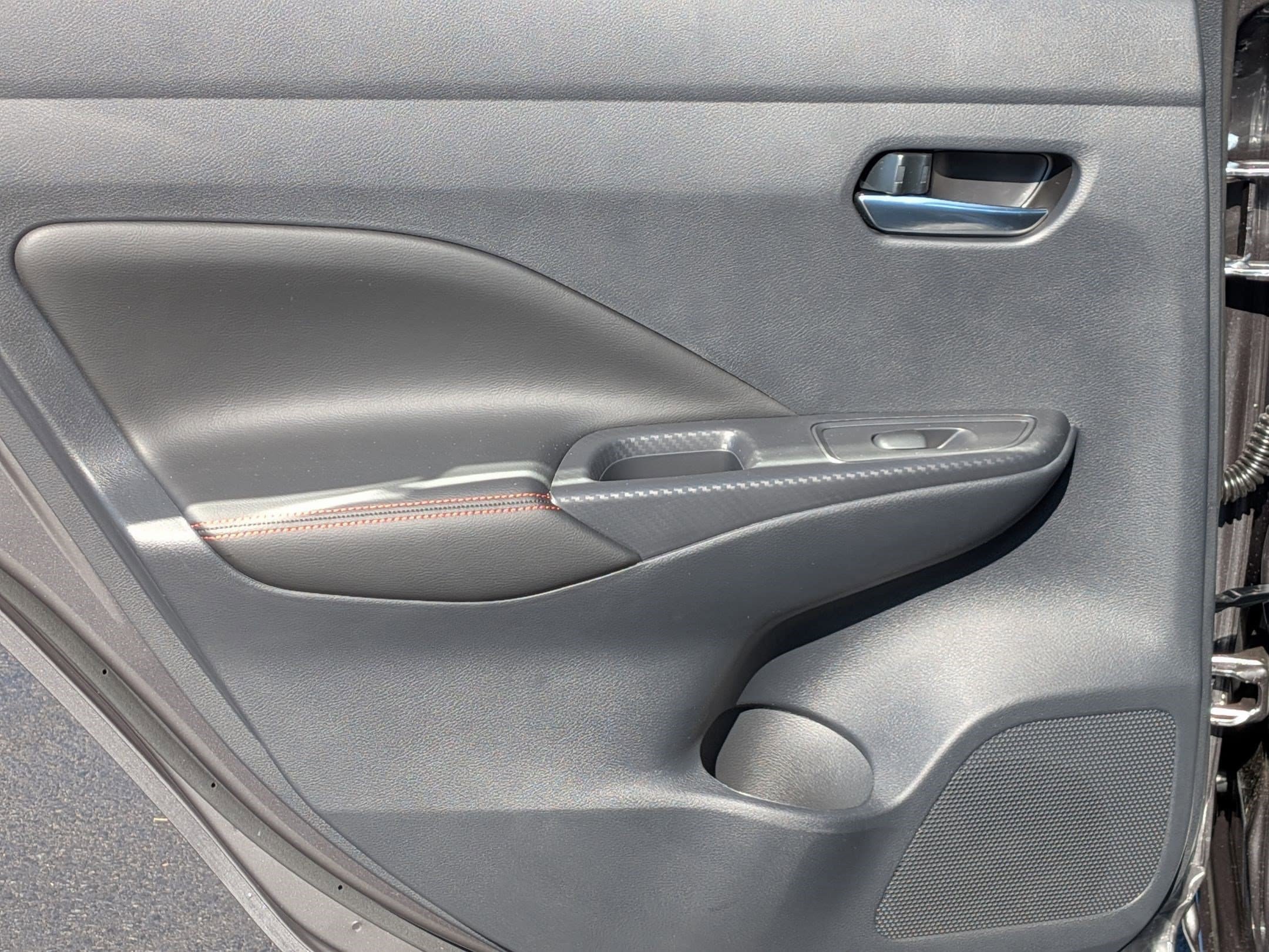 New 2025 Nissan Versa SR w/ Trunk Package FWD image 25