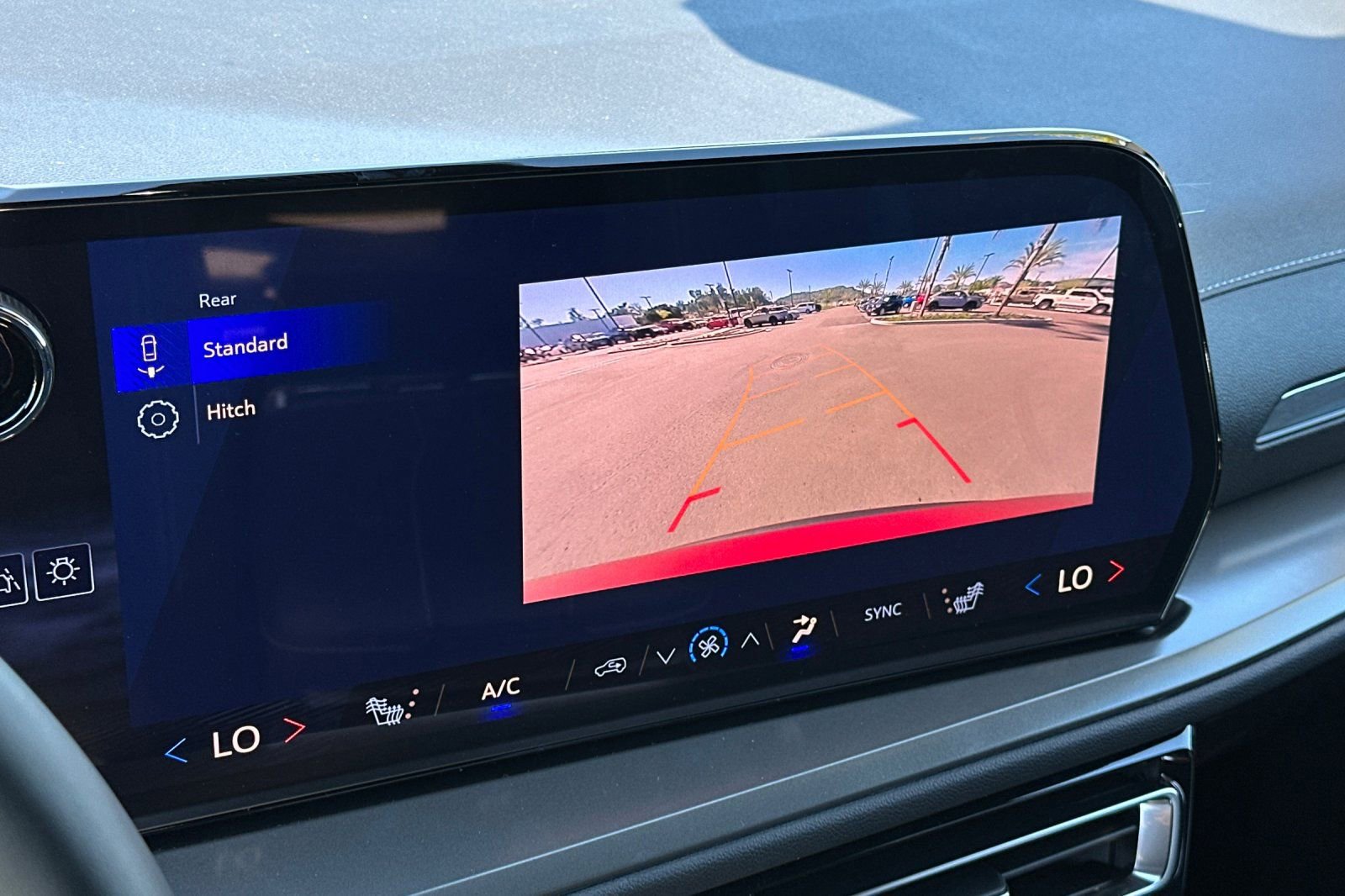 New 2026 Chevrolet Traverse LT FWD image 21