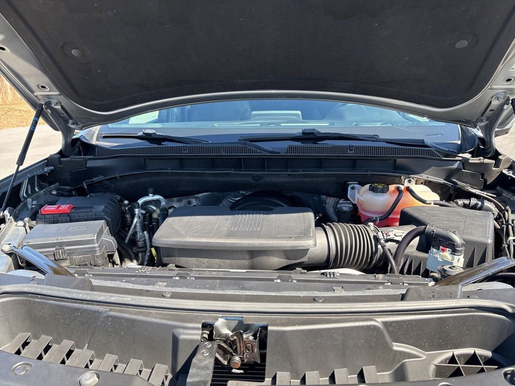 Used 2023 Chevrolet Suburban LS image 23