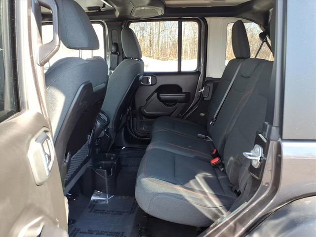 Used 2025 Jeep Wrangler Rubicon image 14