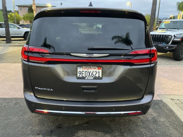 Used 2023 Chrysler Pacifica Touring-L image 7