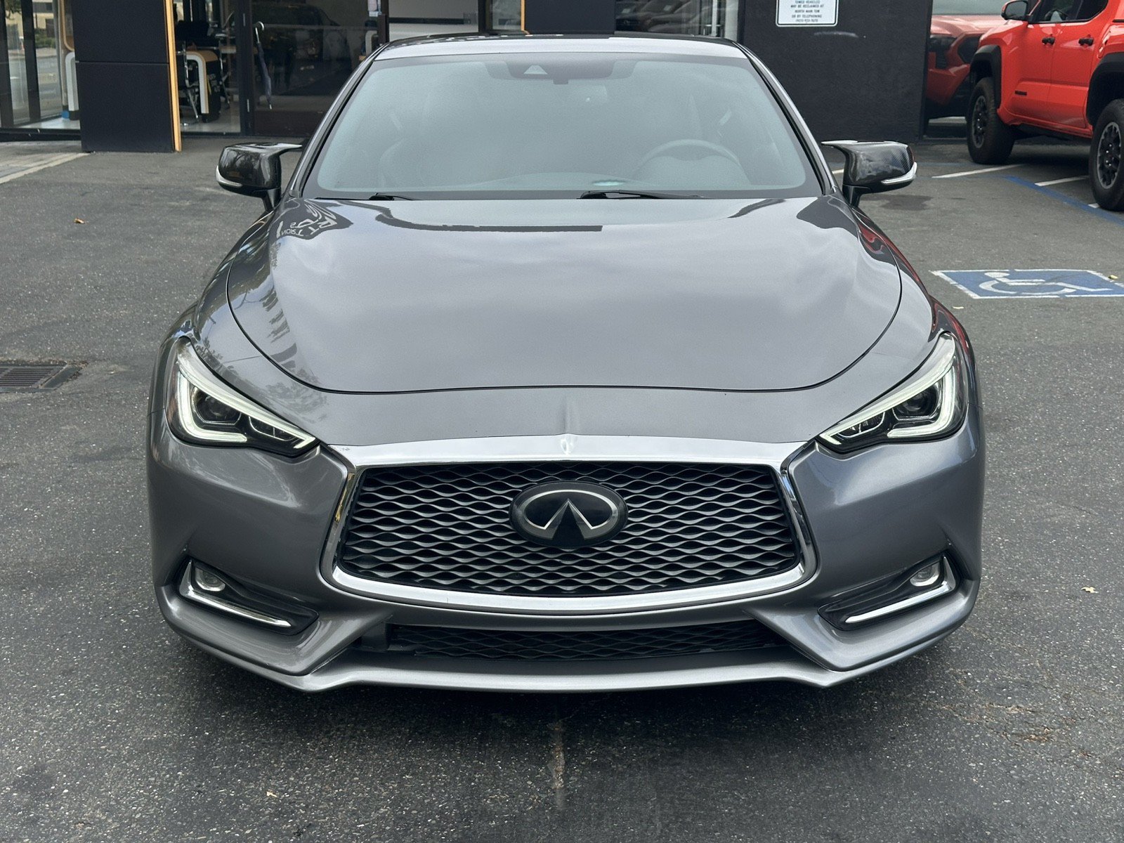 Used 2019 INFINITI Q60 Red Sport 400 w/ Cargo Package RWD image 5