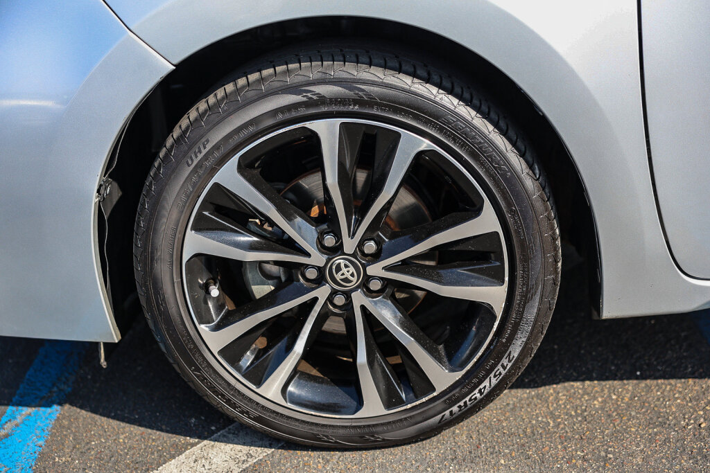 Used 2017 Toyota Corolla SE w/ Protection Package FWD image 27