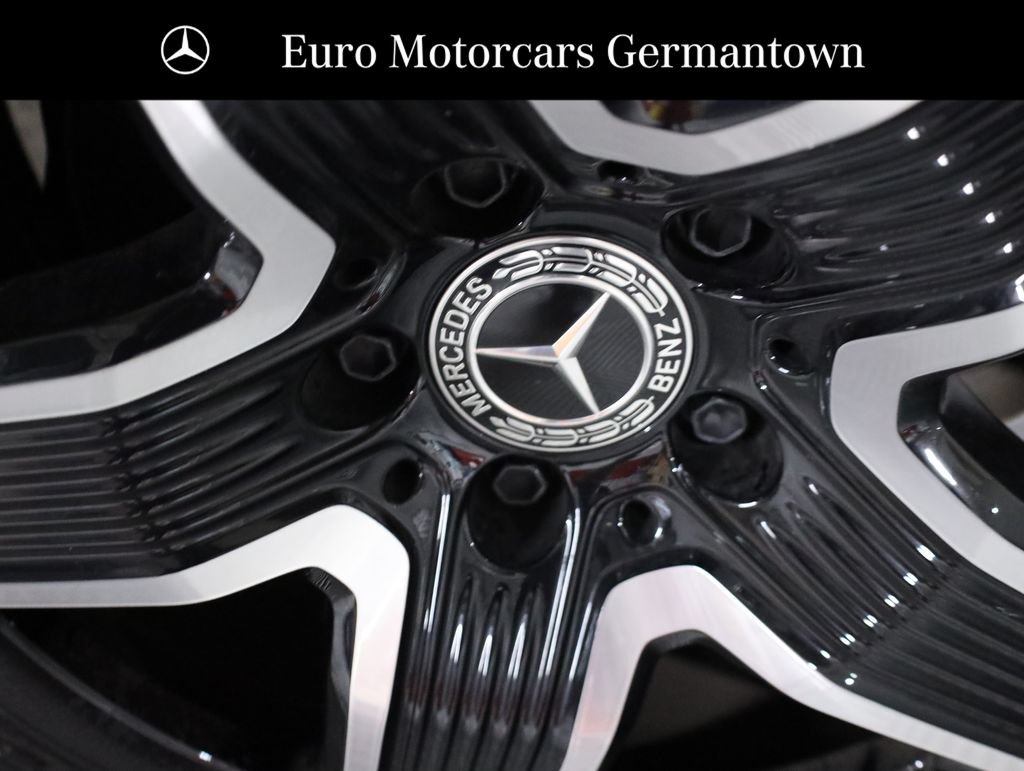 Certified 2026 Mercedes-Benz GLC 300 4MATIC image 8