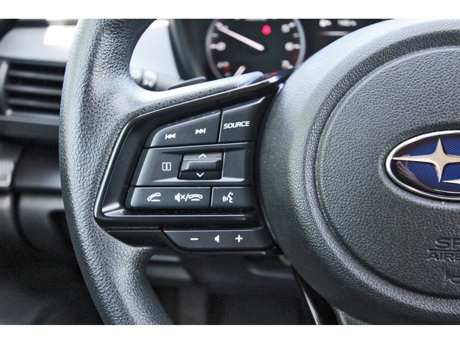 Certified 2025 Subaru Crosstrek 2.0i Premium image 15