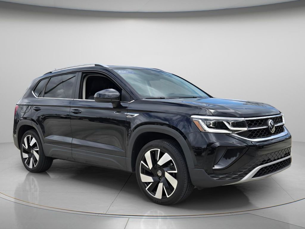 Used 2024 Volkswagen Taos SEL AWD/4WD image 9