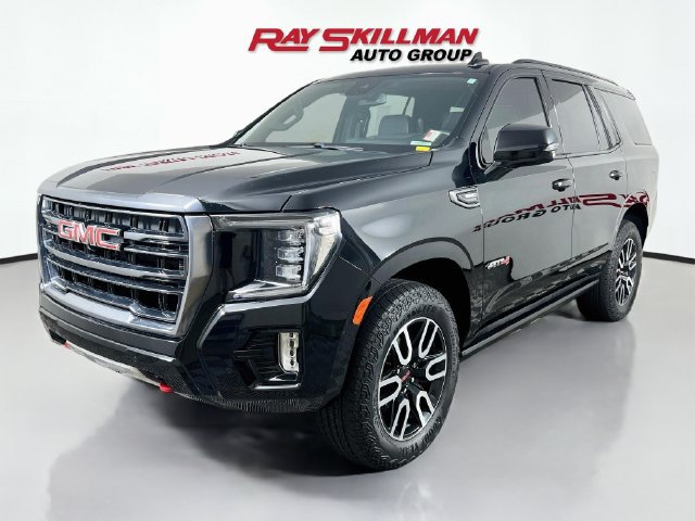 Used 2023 GMC Yukon AT4 w/ AT4 Premium Package AWD/4WD image 3